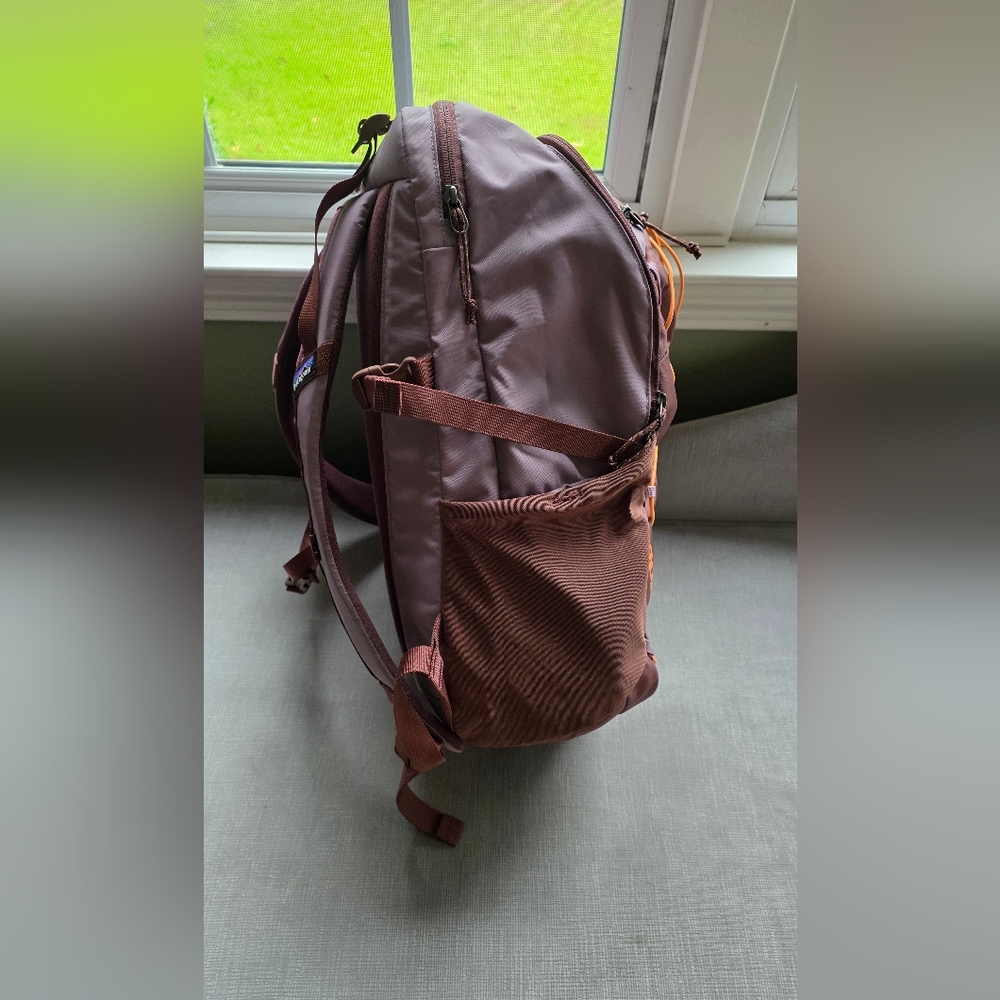 Patagonia Backpack in Brown and Orange - Picture 3 of 4